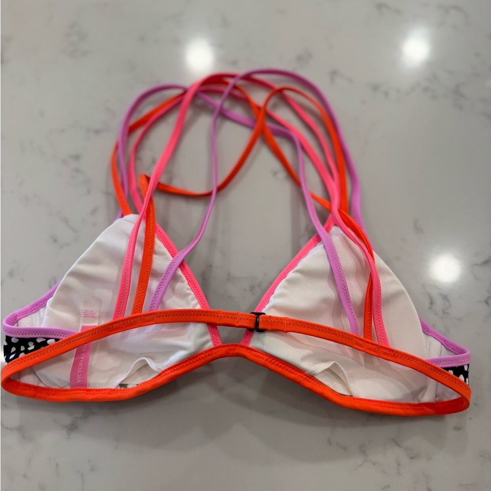 Victoria's Secret Black and Pink Bikini - Picture 3 of 4